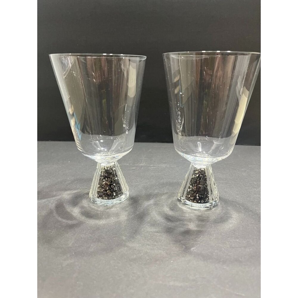 MCM Oleg Cassini Crystal Glitter Wine Glass Set Of 2 With Hematite filled stems